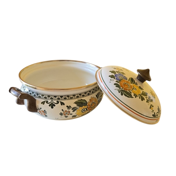 Villeroy & Boch Alt Amsterdam Florals: Metal Casserole & Lid 3Qt Enamel Dish Pan - Picture 2 of 16